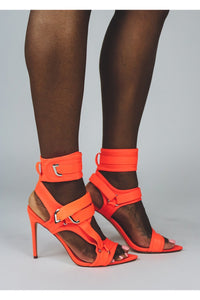 Dive In Heels
